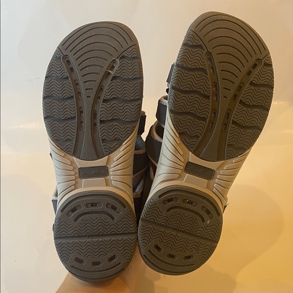Eddie Bauer Gray and Blue Sarah Sandals Size 7 - Picture 6 of 8